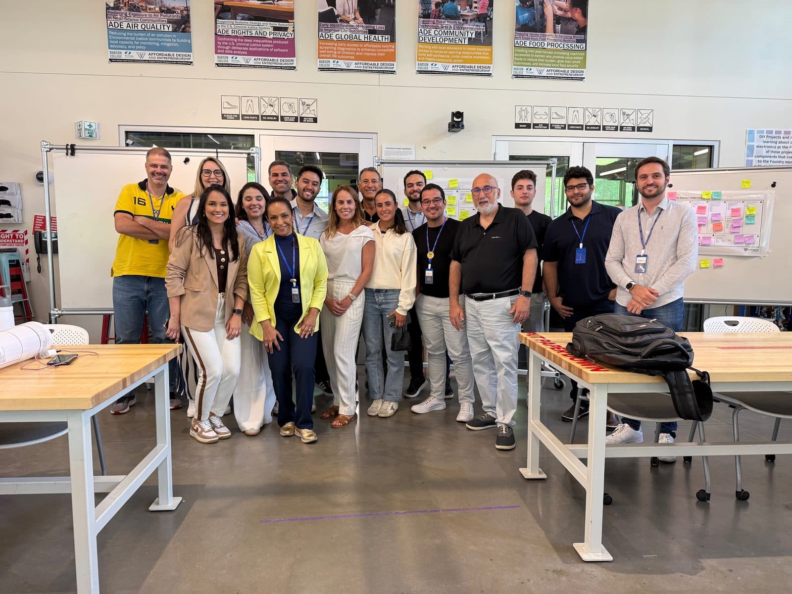 Grupo do Atrion Experience em visita técnica